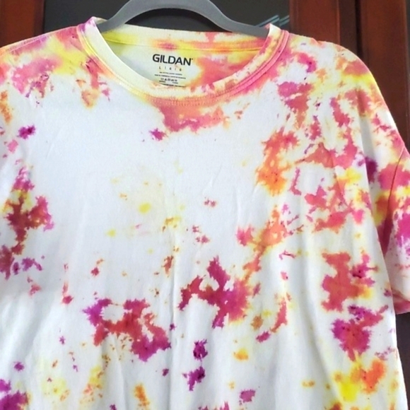 Gildan Tie dyed tee shirt Large - Picture 4 of 4
